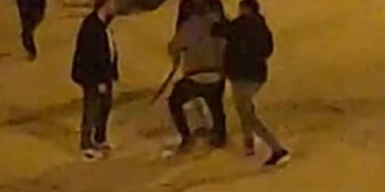 Burdur’da Alkollü Mekanda Çıkan Kavgada Sopalarla Birbirlerine Girdiler