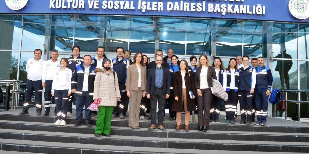 Muğla Büyükşehir Evde Bakım Ekiplerine ‘Yara Bakımı’ Eğitimi