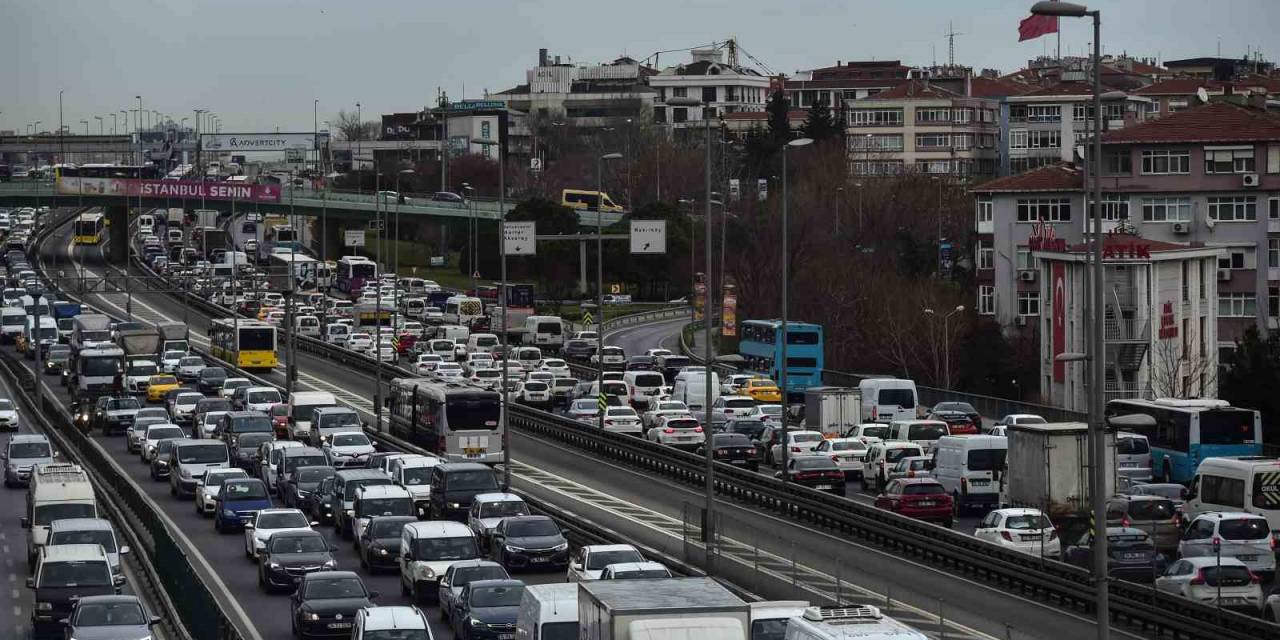 Trafiğe Kayıtlı Toplam Taşıt Sayısı 29 Milyon Sınırında