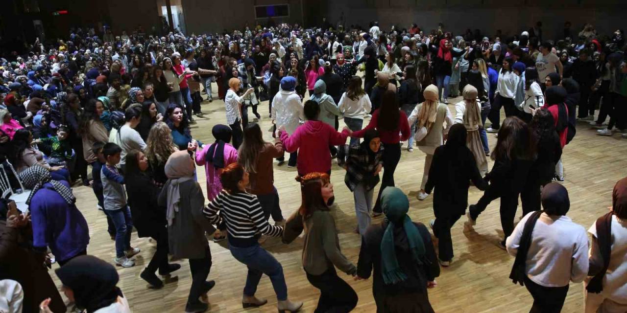 Eyüpsultanlı Mobil Uygulaması Ödül Töreninde Karadeniz Rüzgarı