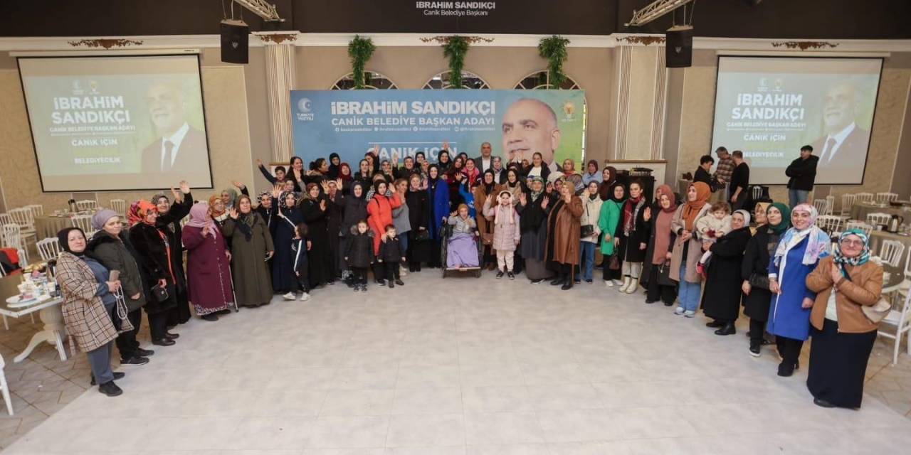 Başkan Sandıkçı: “2 Bin Adet Çanta Ve Kırtasiye Setini Öğrencilerimize Sıralarında Teslim Ettik”