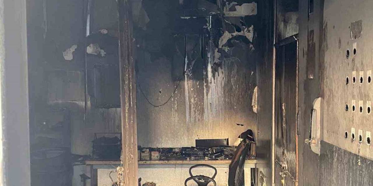 Çıkan Yangında Üretim Tesisi Kullanılmaz Hale Geldi