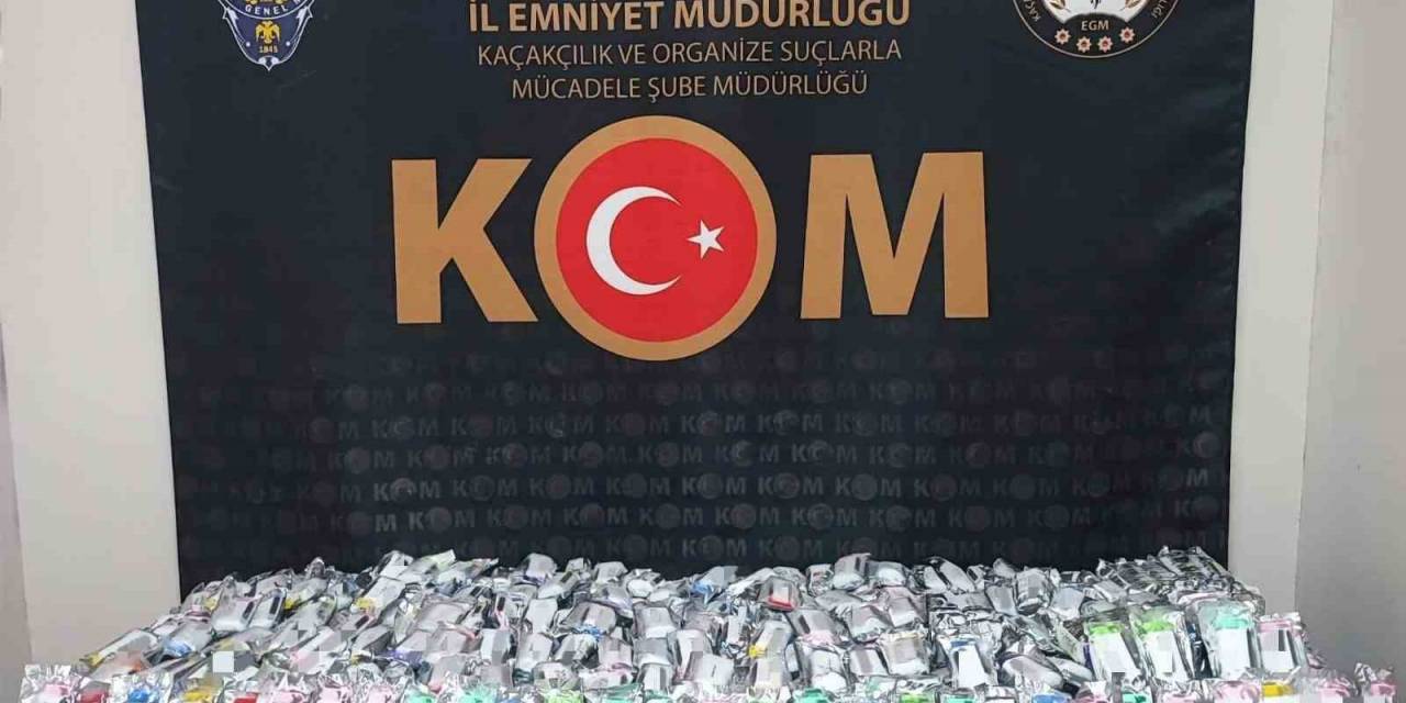 Sigara Kaçakçıları Polisten Kaçamadı