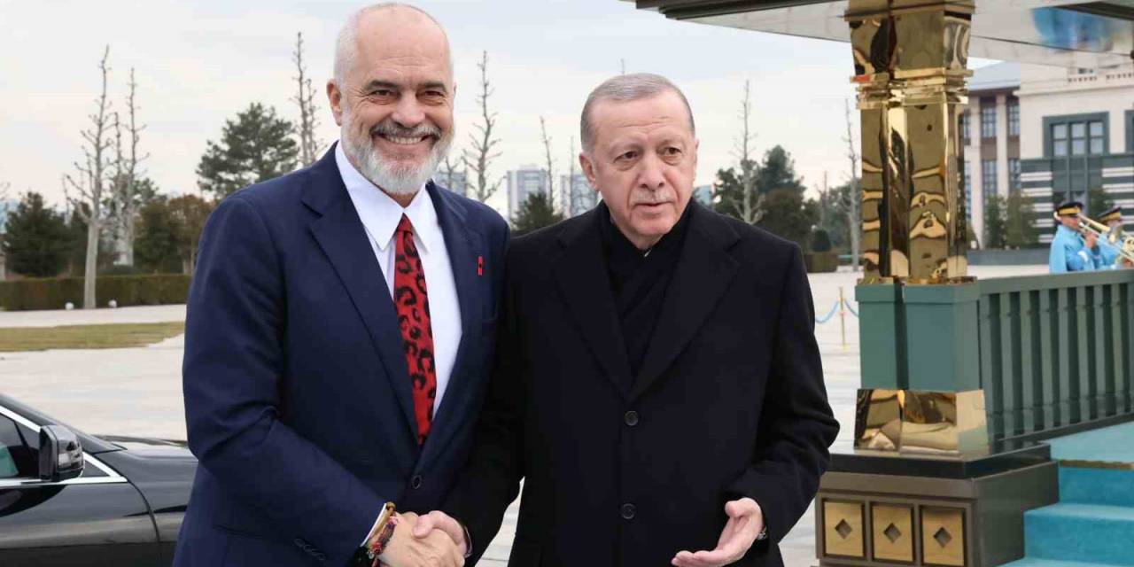 Cumhurbaşkanı Erdoğan, Arnavutluk Başbakanı Edi Rama’yı Resmi Törenle Karşıladı