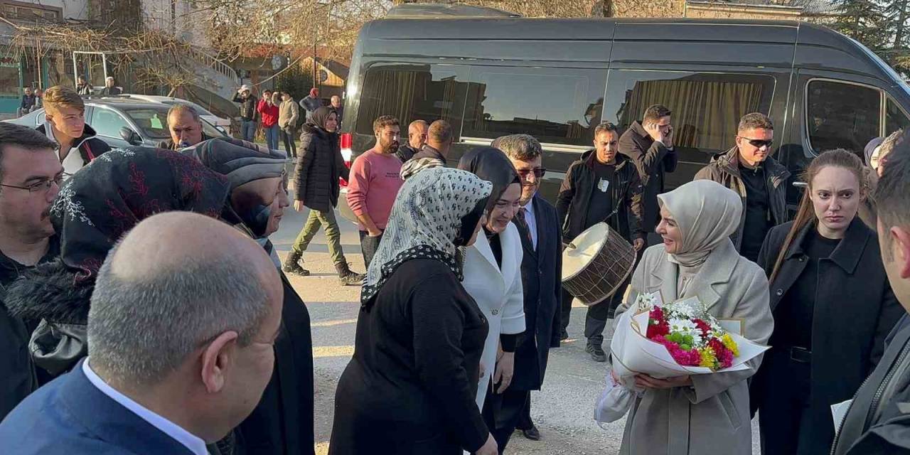 Bakan Göktaş: “31 Mart’ta Tüm Şehirlerimizi Ak Belediyecilikle Tanıştırmak İçin Durmadan Koşacağız”