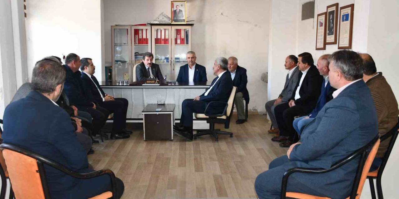 Vali Tavlı’dan Muhtarlara: "Ekonomik Durumu Kötü Olan Vatandaşları Kaymakamlıklara Bildirin"