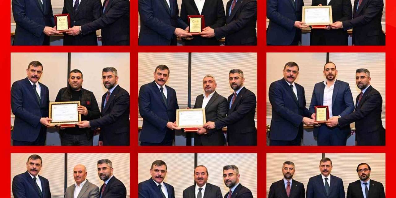 Hayırsever İş İnsanlarına Şükran Belgesi