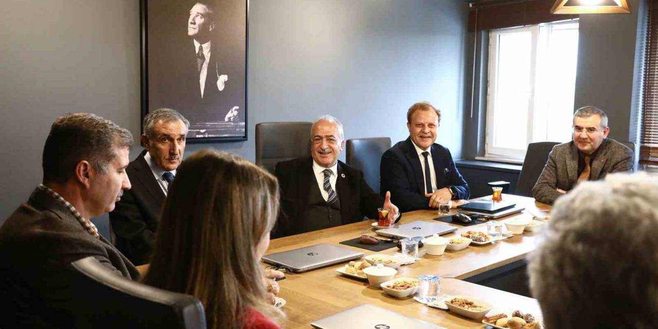 Rektör Çomaklı; “Dönüşüm Süreci Performansında Başarılıyız”