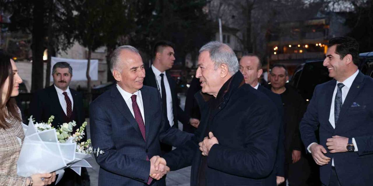 Denizli Parmakla Gösterilen Bir Şehir Haline Geldi