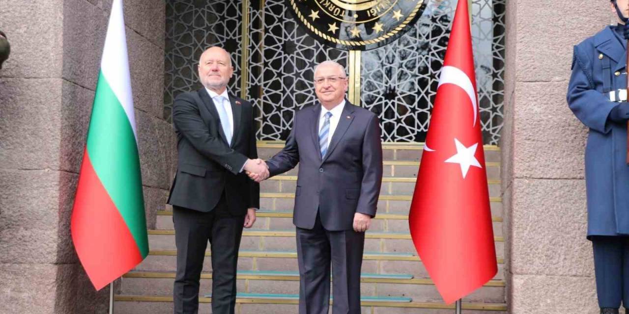 Bakan Güler, Bulgar Mevkidaşı Tagarev İle Bir Araya Geldi