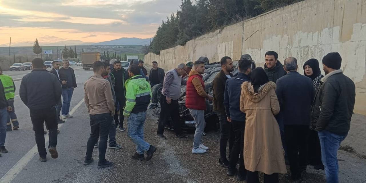 Takla Atarak İstinat Duvarına Çarptı