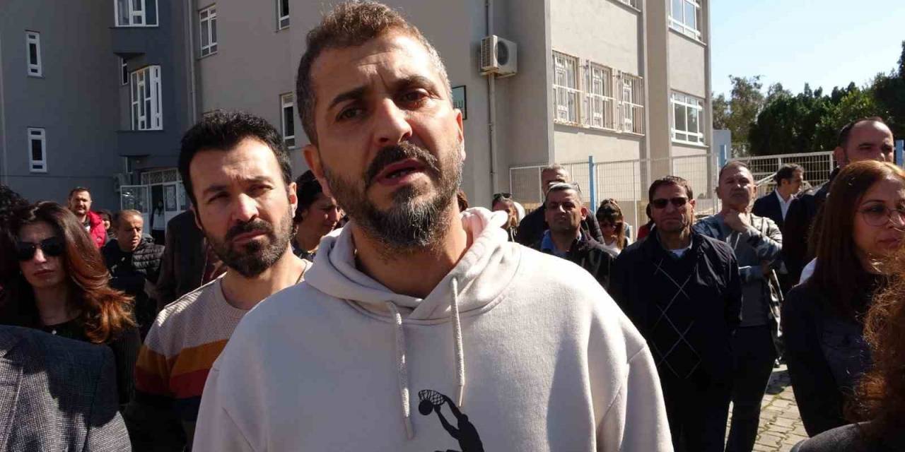 Beden Eğitimi Öğretmeni, Öğrencinin Yakınları Tarafından Beyzbol Sopasıyla Darp Edildi