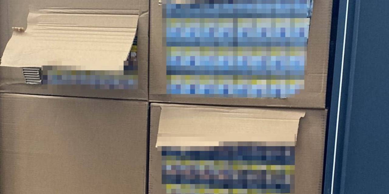 Elektrik Panosu Değil, Paket Paket Sigara Deposu