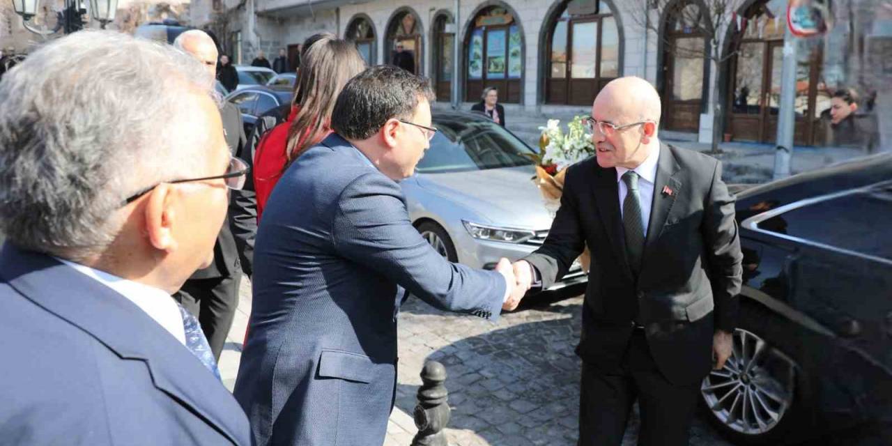 Bakan Şimşek’ten Kayseri Valiliği’ne Ziyaret