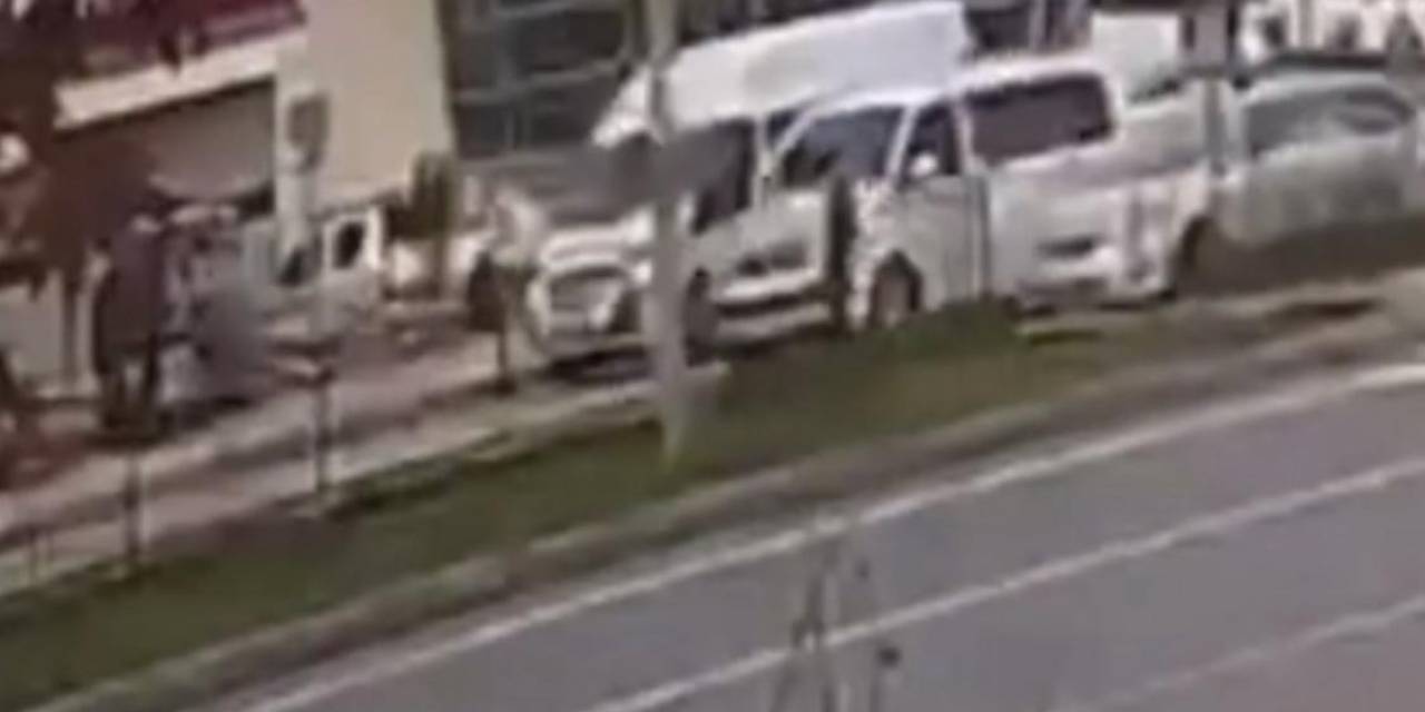 Batman’da Otomobilin Çarptığı Kız Metrelerce Havaya Fırladı