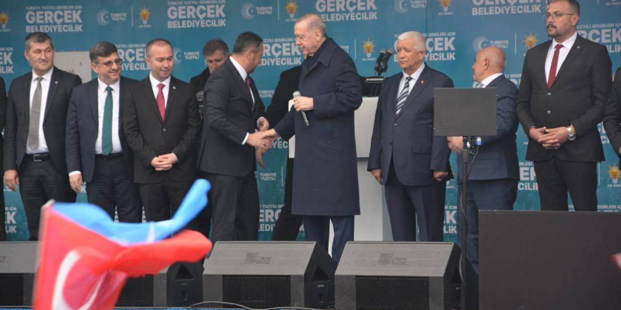 Cumhurbaşkanı Erdoğan: “Yapay Zeka Kimi Uygun Görürse Kimi Seçerse Bunlara Neyi Emrederse Bu Acemiler De Milletin Karşısına ‘İşte Adayımız’ Diyerek Onu Çıkarıyorlar”