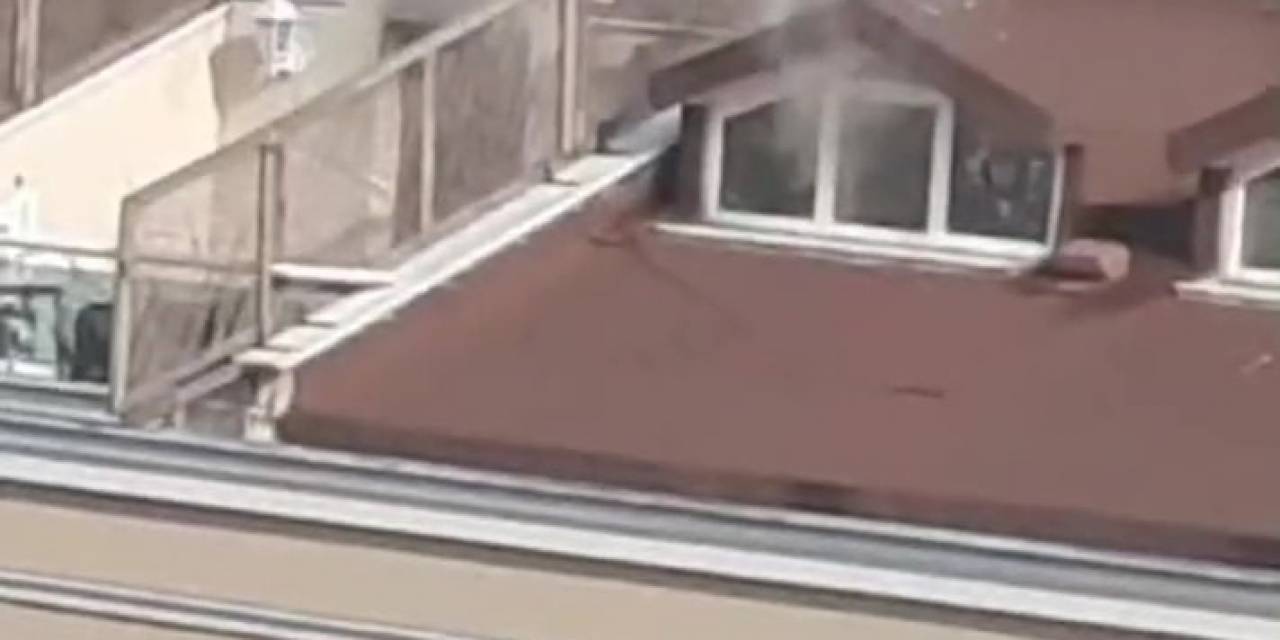 Kadıköy’de Dairede Çıkan Yangın Korkuttu