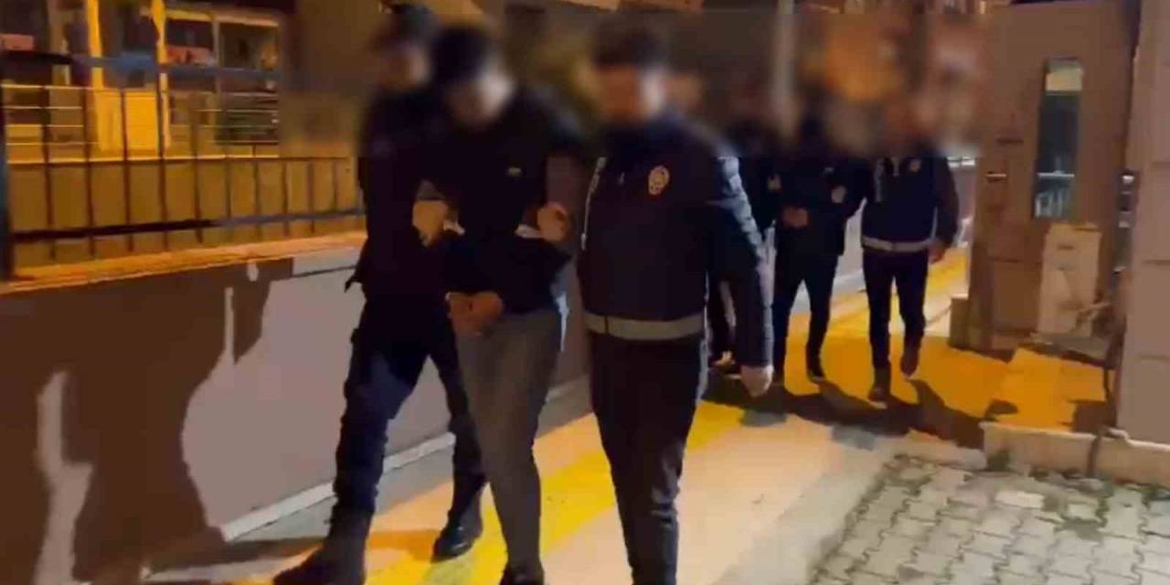 Yalova’da Bilezik Gasp Eden 2 Zanlı Tutuklandı