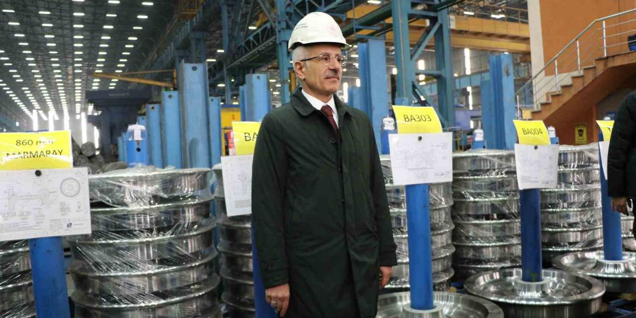 Bakan Uraloğlu Kardemir Ve Esnafı Ziyaret Etti