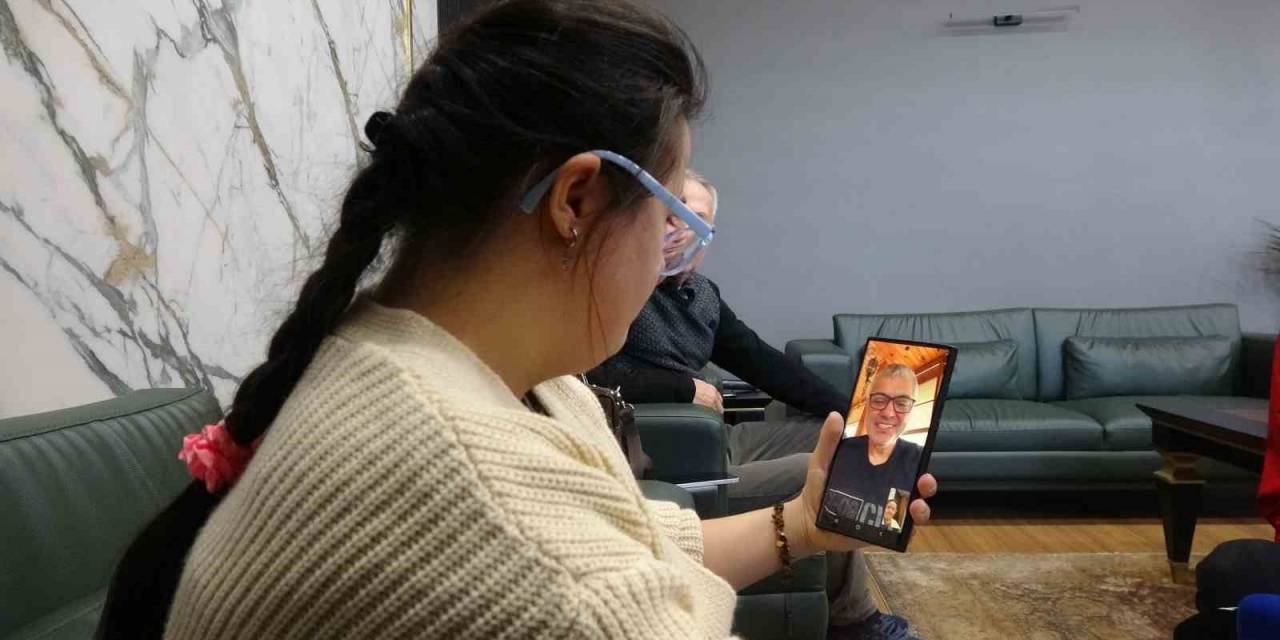 Çanakkale Emniyet Müdürü, Down Sendromlu Ecem’in Cengiz Kurtoğlu İle Görüşme Hayalini Gerçekleştirdi