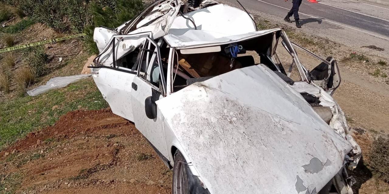 Mersin’de Otomobil Şarampole Yuvarlandı: 2 Ölü