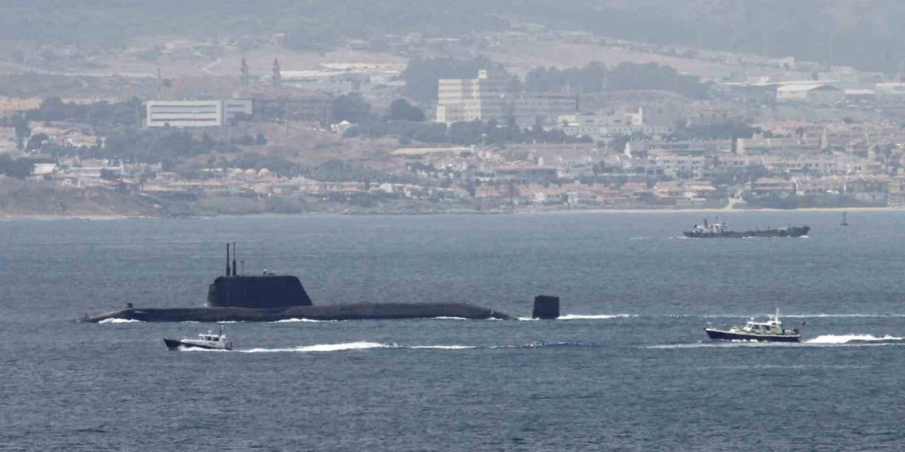 İngiltere’nin Test Ettiği Trident Füzesi, Savunma Bakanı Shapps’ın Bulunduğu Denizaltının Yanına Düştü
