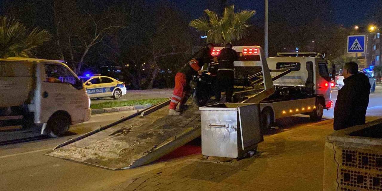 Çanakkale’de İki Motosiklet Çarpıştı: 3 Yaralı