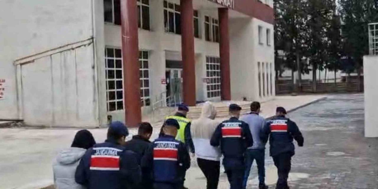 Yalova’da Telefon Dolandırıcılığı Yapan 4 Zanlı Tutuklandı