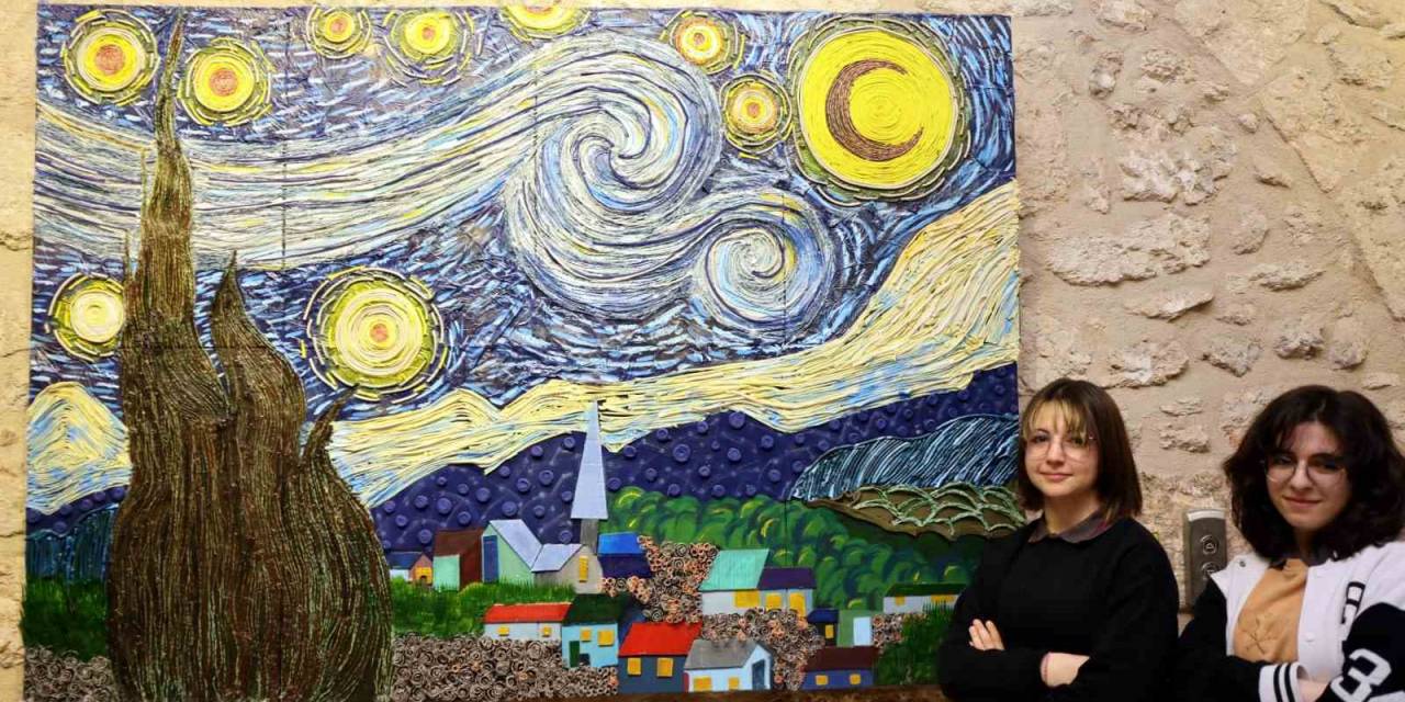 Öğrencilerin Geri Dönüşüm Malzemelerinden Yaptığı Eserler Sergilendi