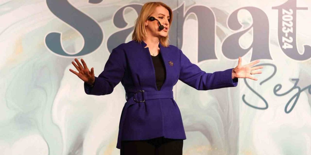 Sevda Türküsev’den Yalova’da Medya-aile Toplum’ Söyleşisi