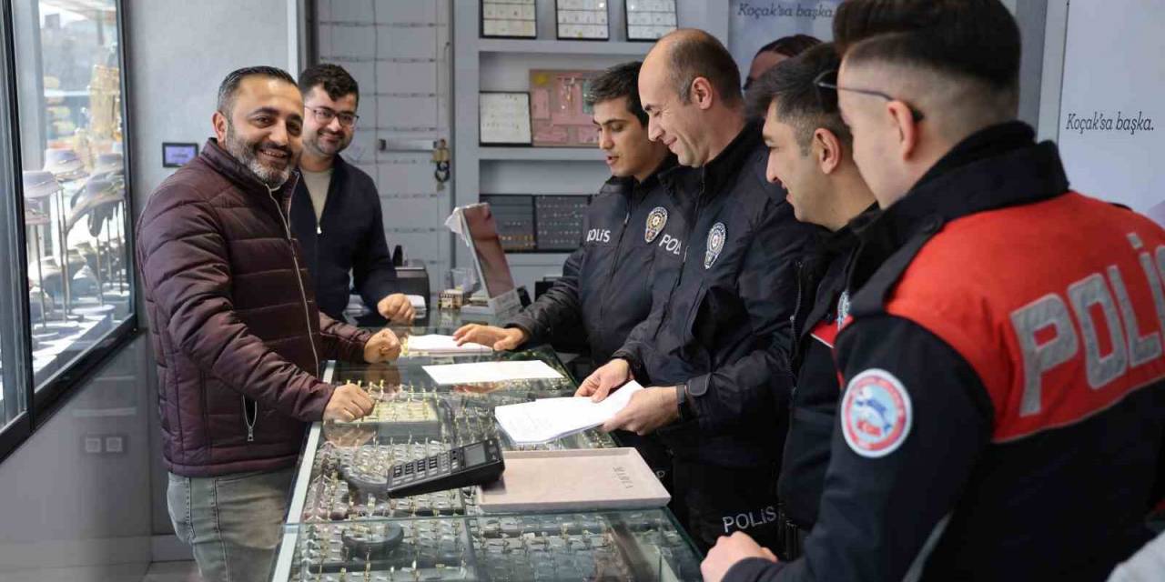 Emniyet Birimleri Kuyumcularda Dolandırıcılık Bilgilendirmesi Yaptı