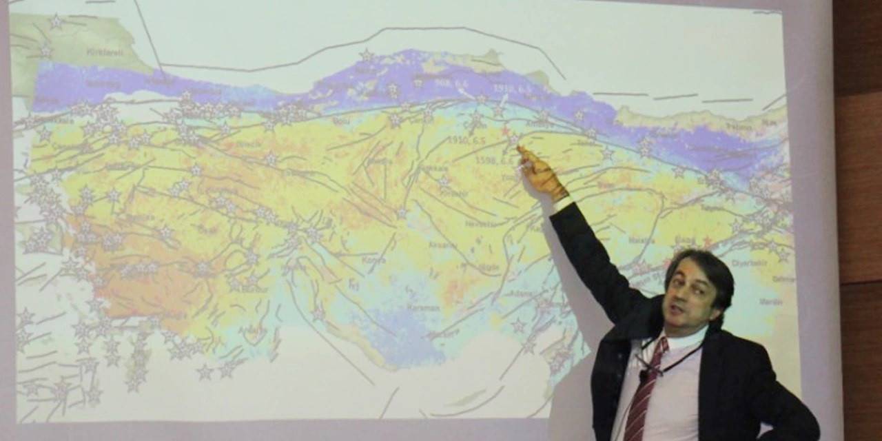 Prof. Dr. Kutoğlu, "Deprem Ve Deprem Dirençli Kentleşme" Konulu Konferansa Katıldı