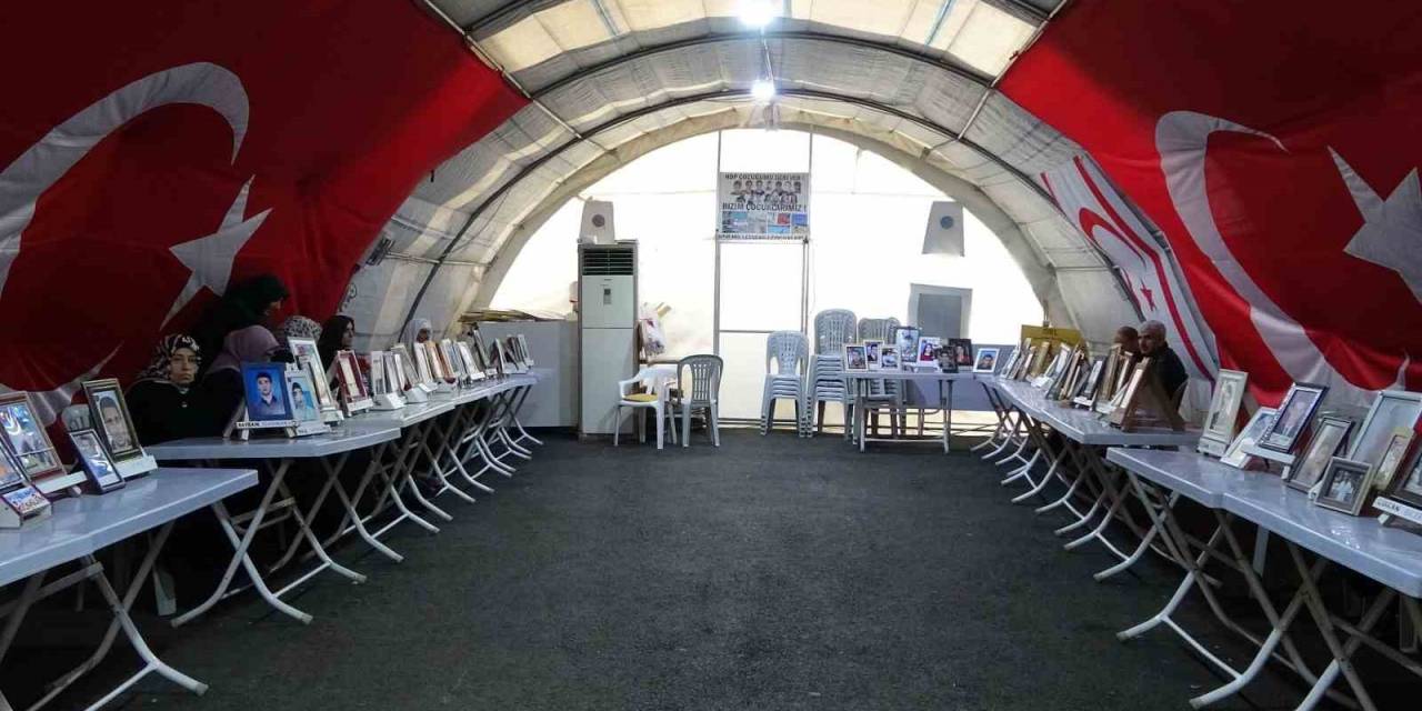 Hdp Önündeki Evlat Direnişi Bin 634. Gününde