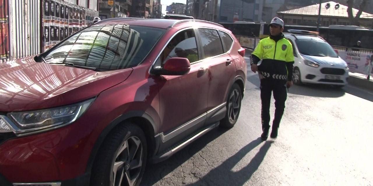 Kadıköy’de Dron Destekli Denetim: Sürücülere Para Cezası Yağdı
