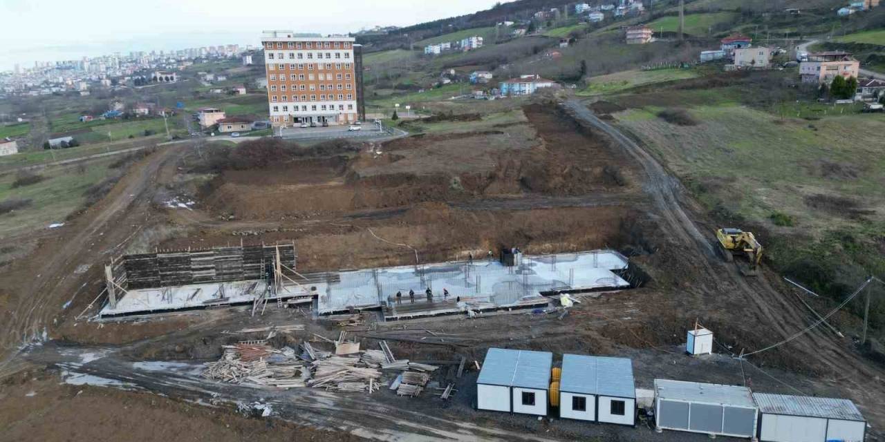 Fıfa Standartlarındaki Canik Futbol Sahası İnşaatı Başladı