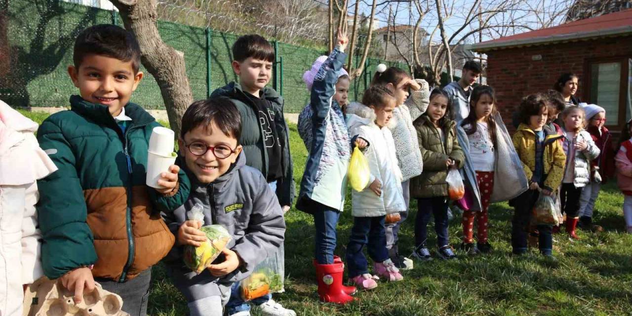 Eyüpsultan’da Öğrencilere Kompost Eğitimi: ‘Aslında Hiçbir Şey Çöp Değil’