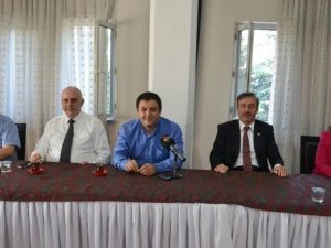 Ak Parti Isparta Milletvekili Adaylarının Basın Toplantısı