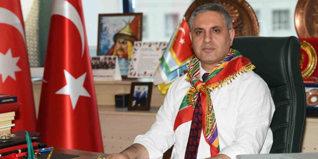 Osmanlı Ocakları Genel Başkanı Canpolat: "Osmanlı İlk Giysimiz İse Türkiye Cumhuriyeti İse Bir Üst Giysimizdir"