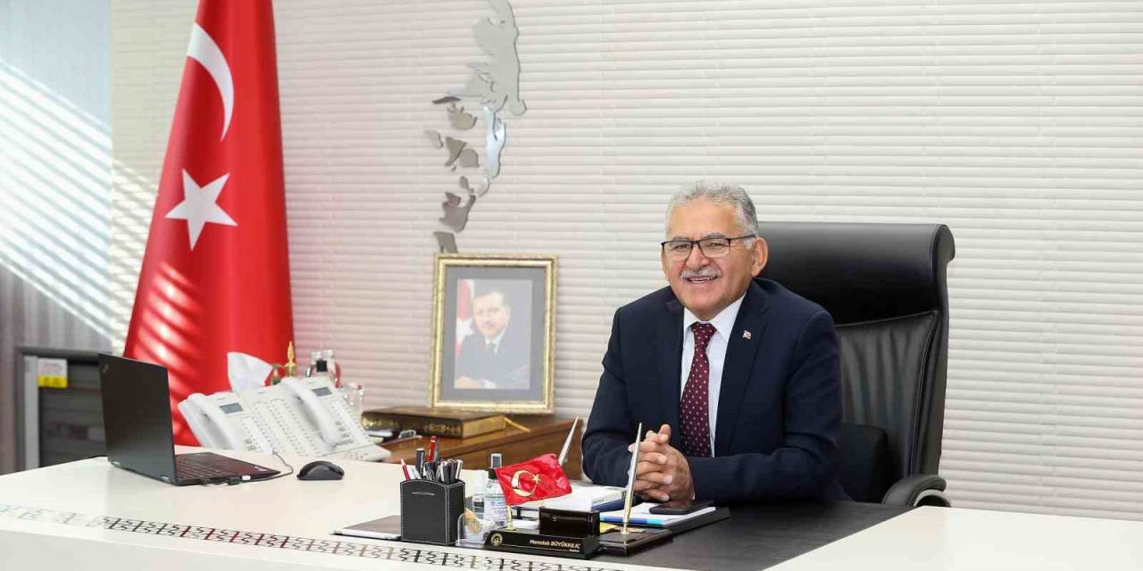 Başkan Büyükkılıç: “Berat Gecesi Af Ve Rahmet Kapısının Açık Olduğu Gecedir”