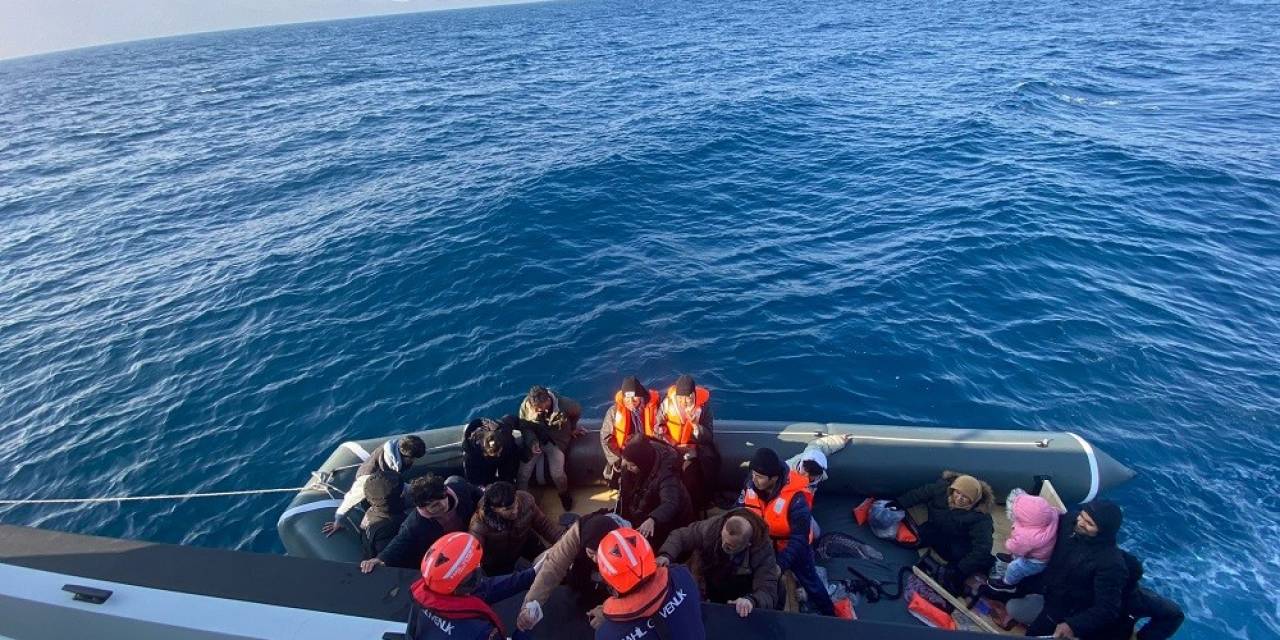 Aydın’da 18 Düzensiz Göçmen Kurtarıldı