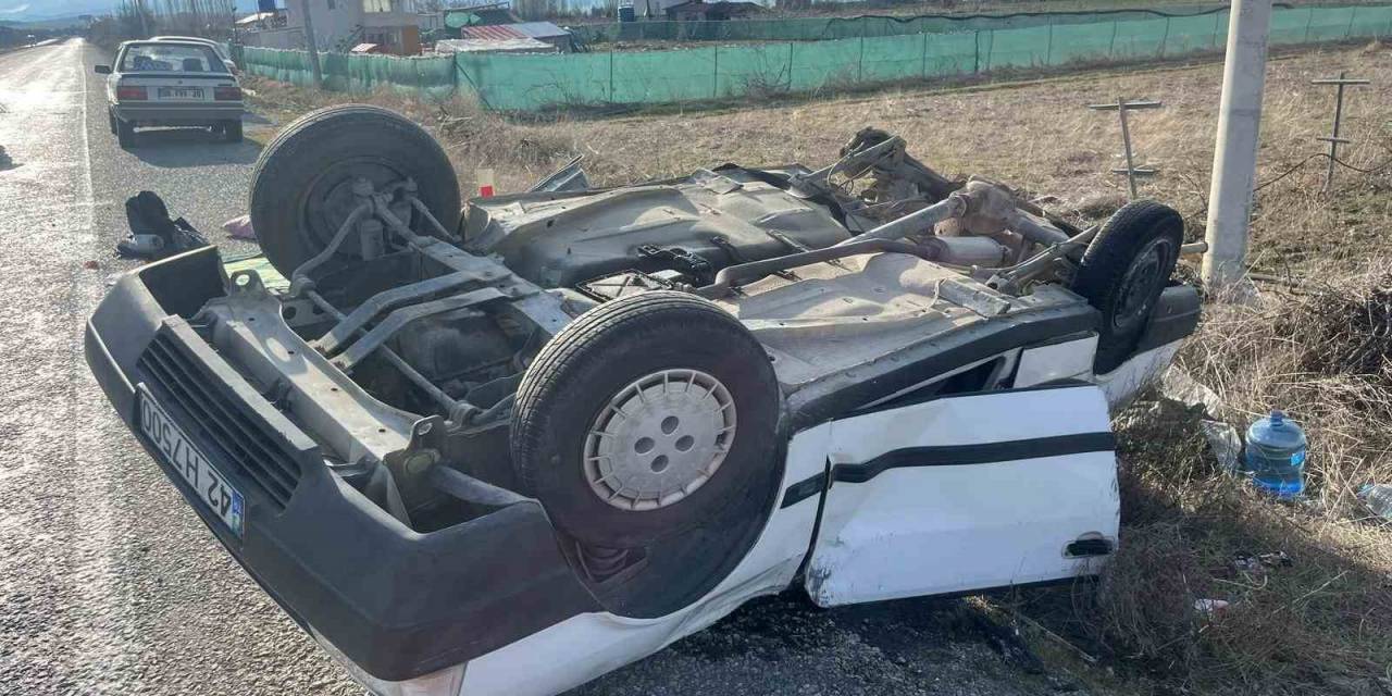 Kontrolden Çıkan Otomobil Takla Attı: 2 Yaralı