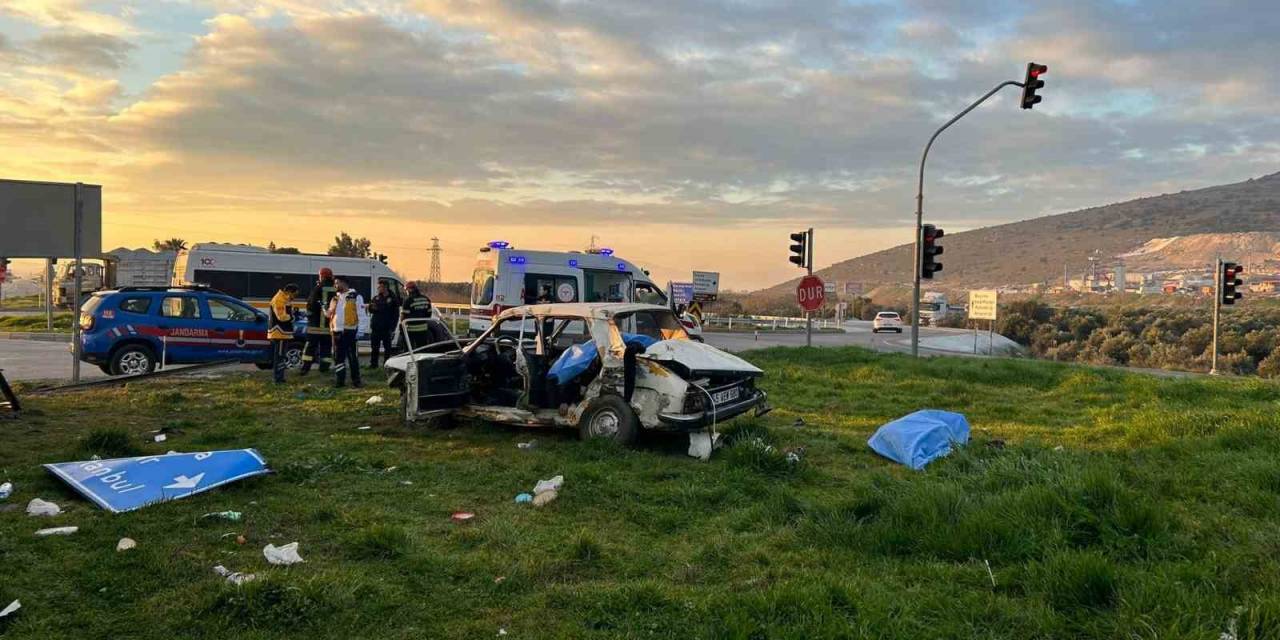 Manisa’da Tır İle Otomobil Çarpıştı: 3 Ölü 2 Yaralı