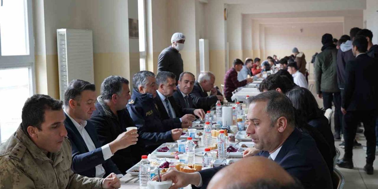 Uzman Çavuş Serdar Akın İçin Anma Programı Düzenlendi