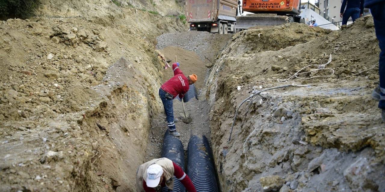 Kuşadası Belediyesi  Altyapı Çalışmalarına Devam Ediyor