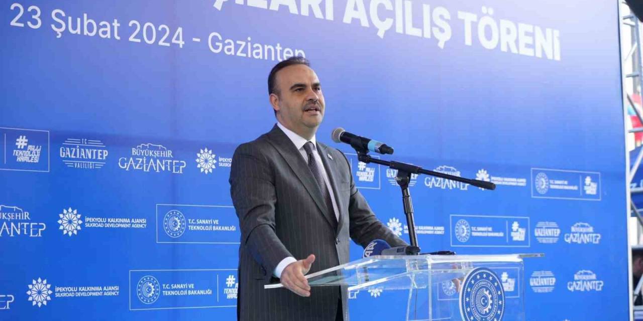 Bakan Kacır: "deprem Bölgesinde Devletimizin Tüm İmkânlarını En Üst Düzeyde Seferber Ettik”