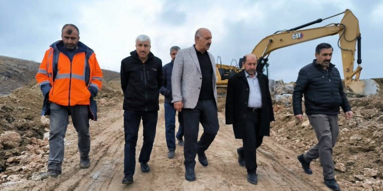 Doğanşehir Erkenek Köy Konutlarının Yapımı Sürüyor