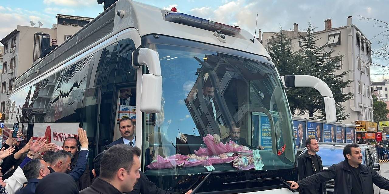 Cumhurbaşkanı Erdoğan, Balıkesir’de Sevgi Gösterileri İle Uğurlandı