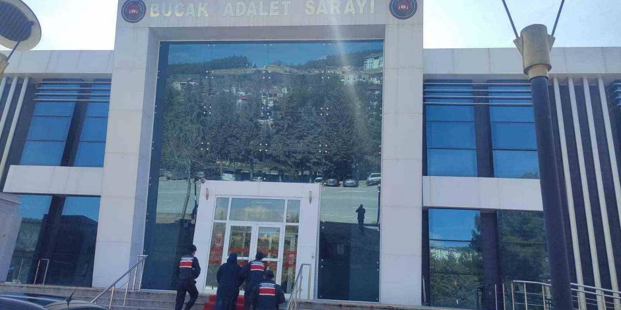 Burdur’da Kesinleşmiş Hapis Cezası Bulunan 5 Firari Yakalandı