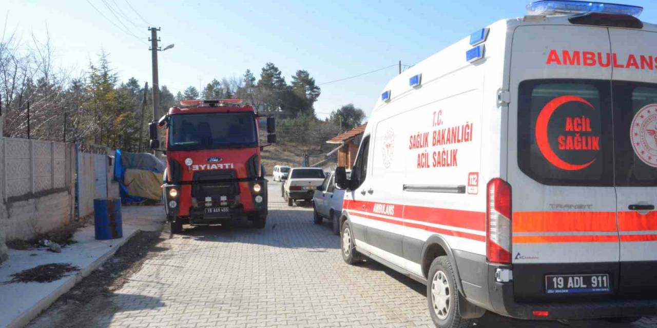 Alaca’da Yalnız Yaşayan Yaşlı Kadının Evinde Çamaşır Makinasından Yangın Çıktı