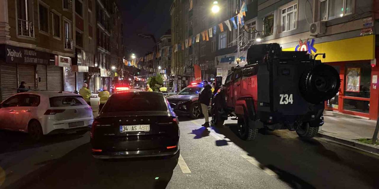 Kağıthane’de Motosikletli 2 Şahıs Devriye Gezen Bekçiyi Vurdu